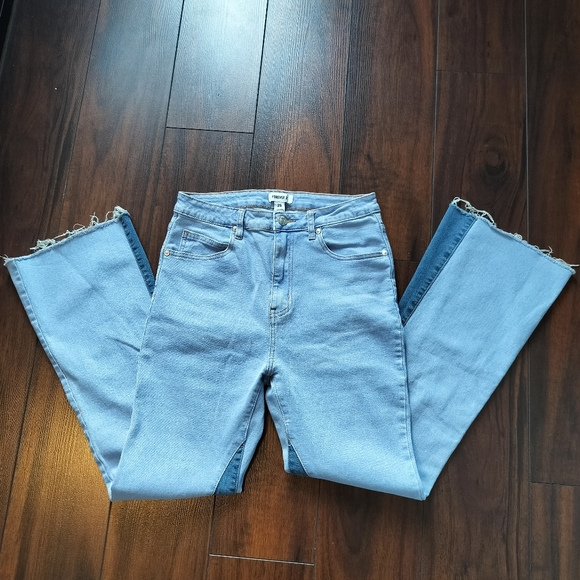 Forever 21 Flare Jeans with raw hem, Women Size 25 - Picture 15 of 16